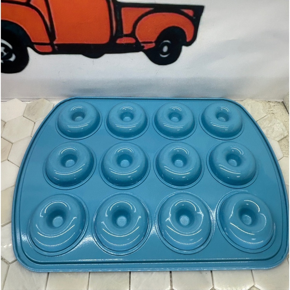 Pampered Chef Mini Doughnut Pan Teal Blue